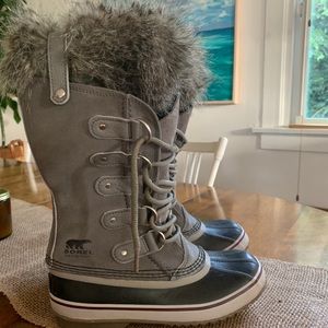 Sorel Joan of Arctic boot